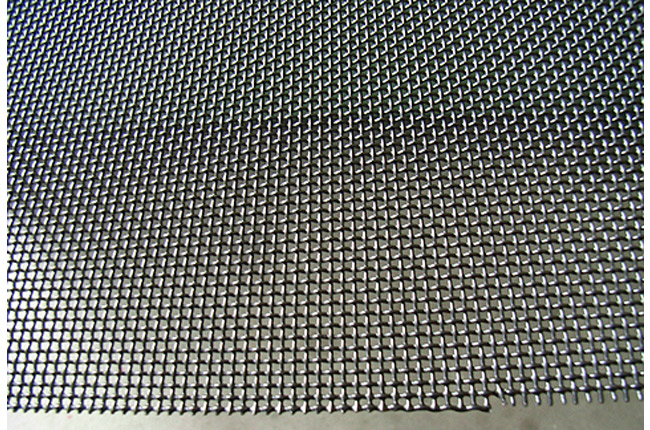 stainless-mesh-security-screen-3